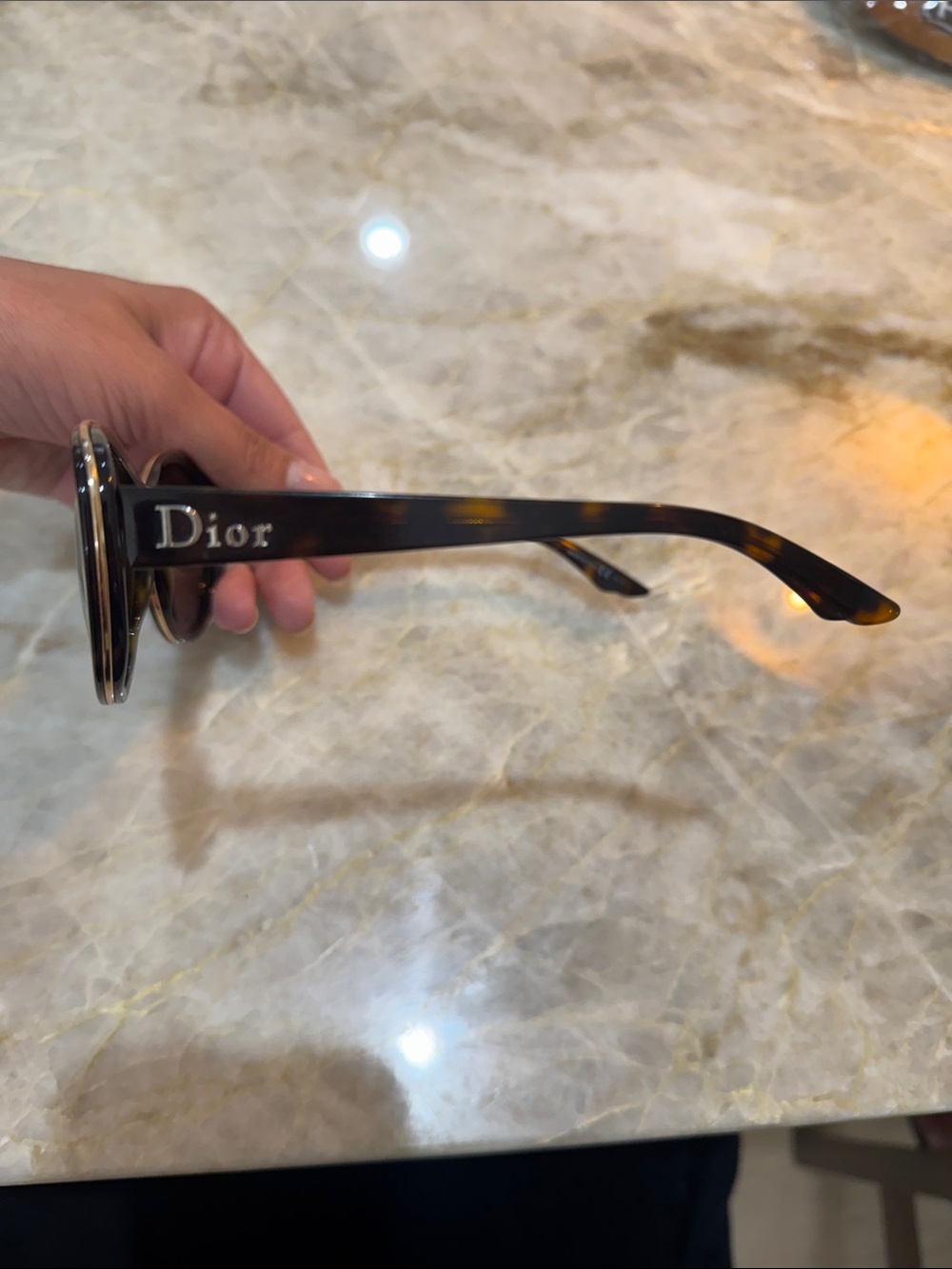 Authentic cat eye Dior Classic Women's Tortoiseshell Sunglasses